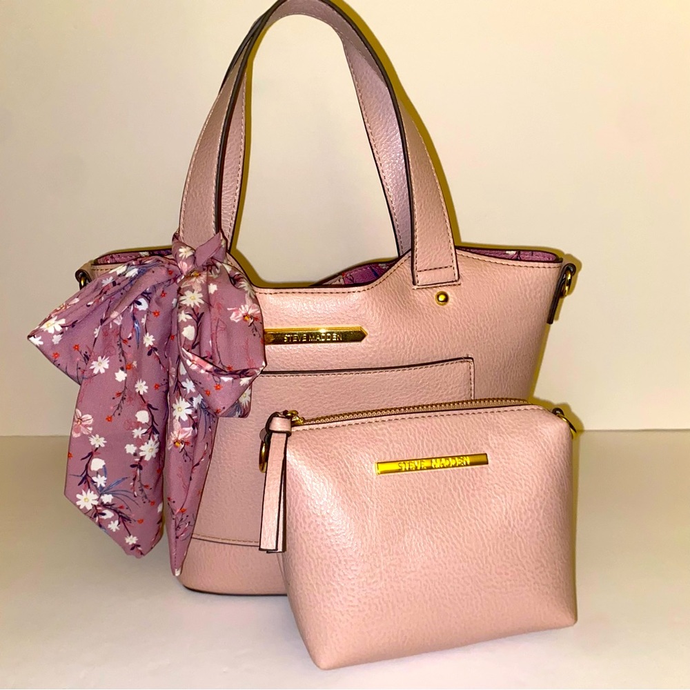 Steve Madden Shoulder/Handbag Set